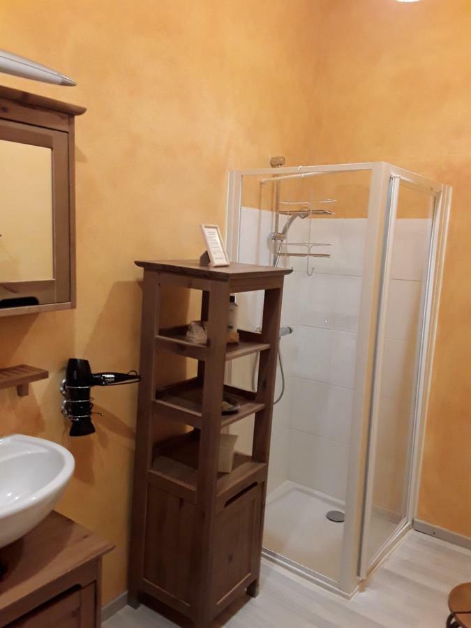 Saint-Genix-sur-Guiers La Parenthese Bed & Breakfast エクステリア 写真
