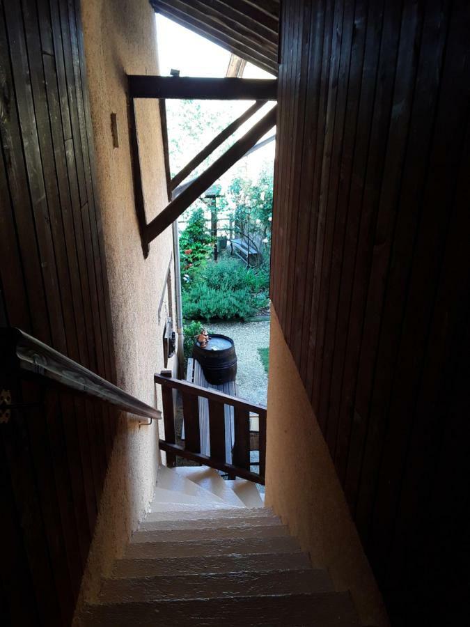 Saint-Genix-sur-Guiers La Parenthese Bed & Breakfast エクステリア 写真